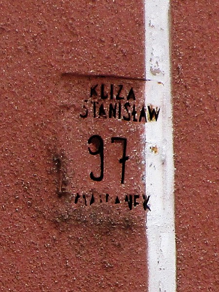 Tabliczka z numerem posesji - Majdanek 97